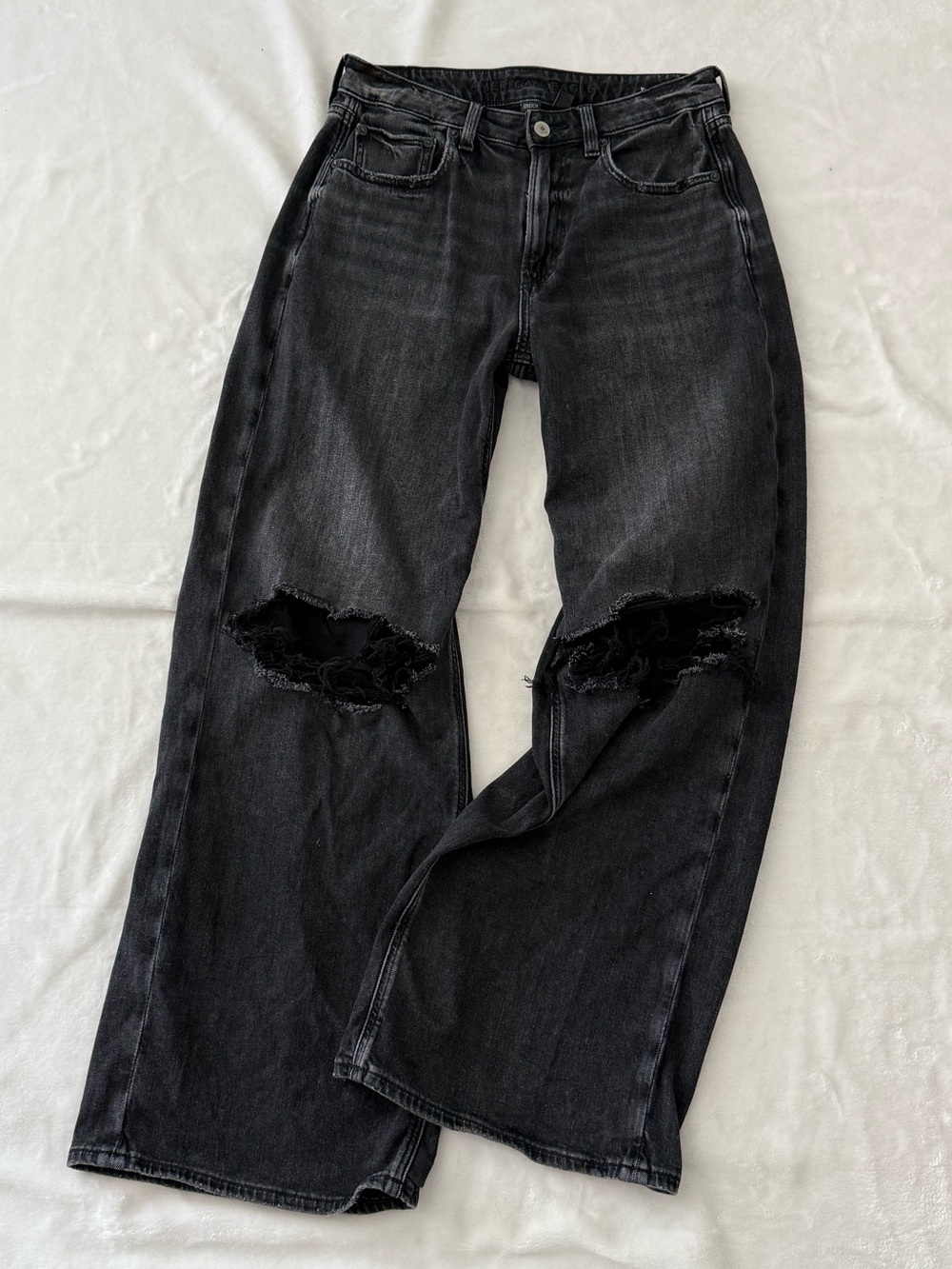American Eagle Outfitters Black Wide-Leg Distressed Jeans